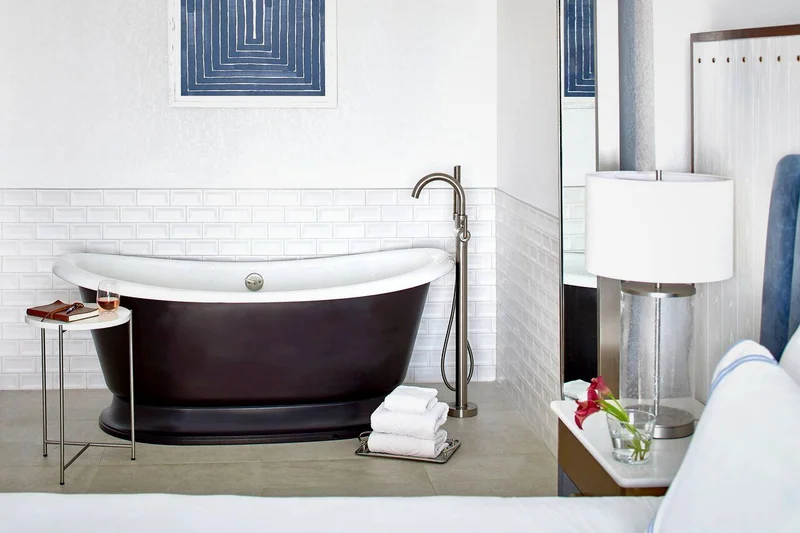 Annapolis Waterfront Hotel - Featured hot tub