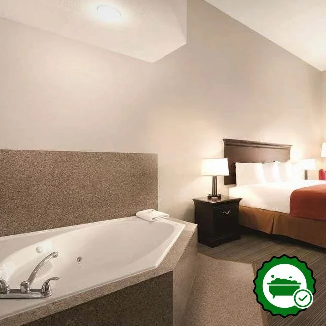 Country Inn & Suites by Radisson, St. Petersburg - Clearwater, FL - Verified Jacuzzi In-Room