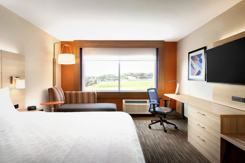Holiday Inn Express & Suites Clear Spring By IHG - Guest Room image