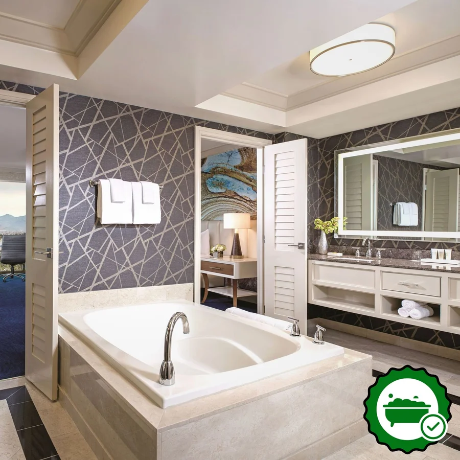 Mandalay Bay Resort & Casino - Verified Jacuzzi In-Room