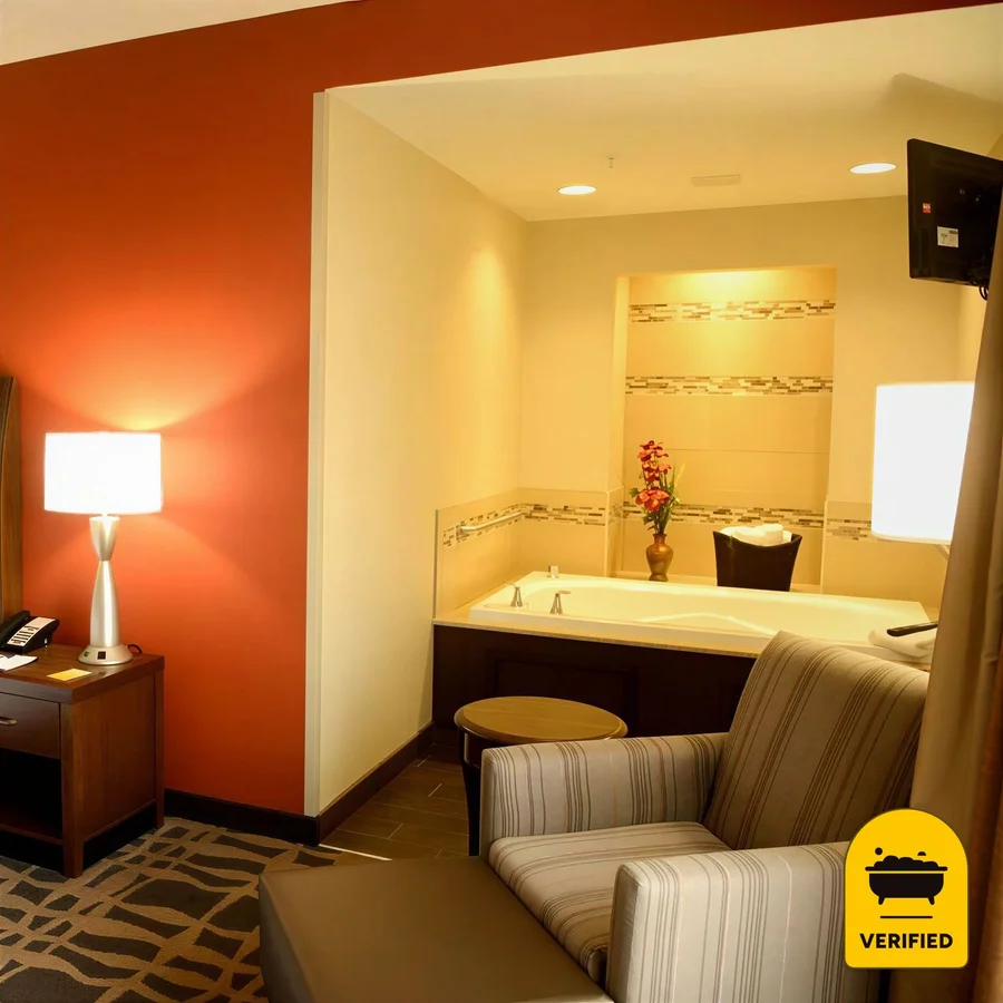 Hilton Garden Inn Dayton South-Austin Landing, the water at Miami Township