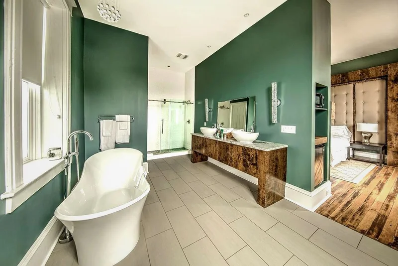 The Harkness Hotel - Featured hot tub