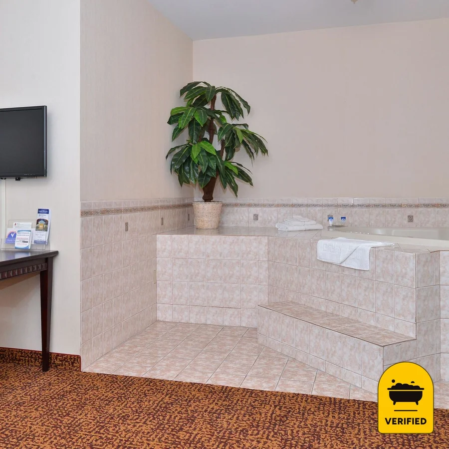 Americas Best Value Inn Westmorland, the water at Westmorland