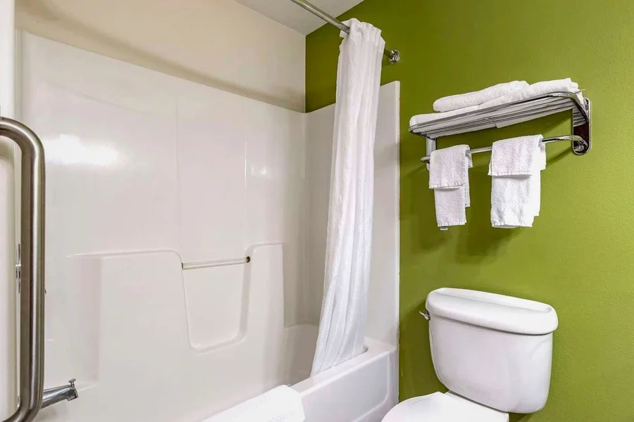 Sleep Inn & Suites - Featured hot tub