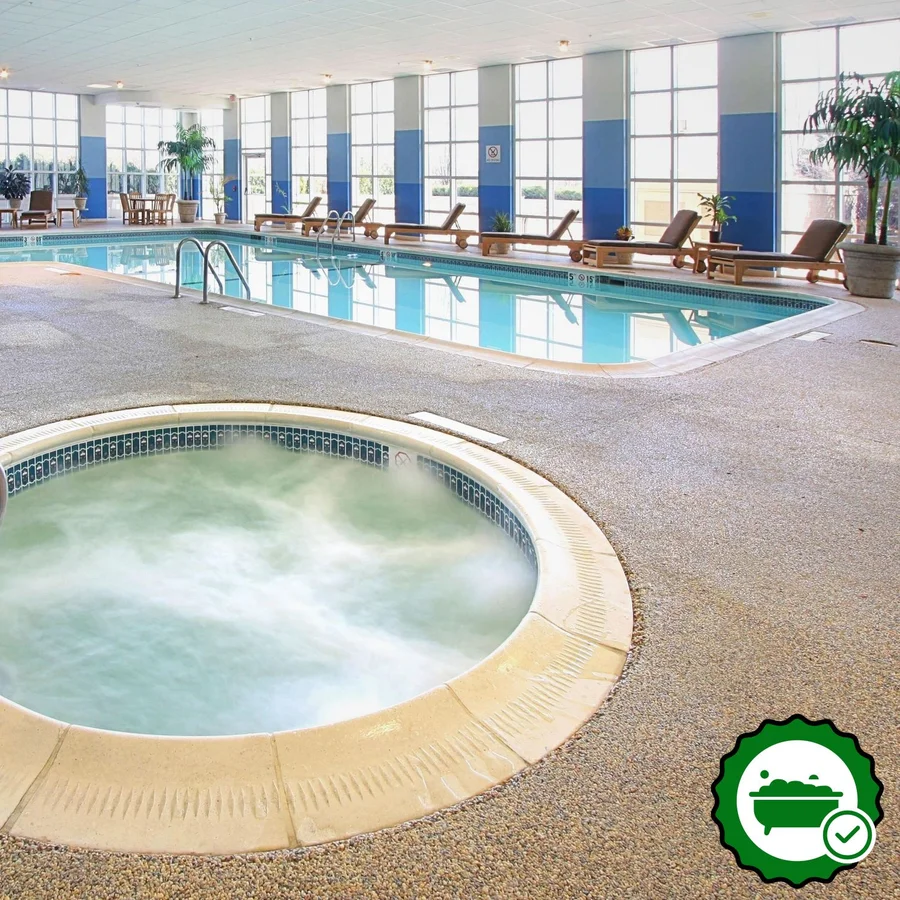 Four Points By Sheraton York - Verified Jacuzzi In-Room