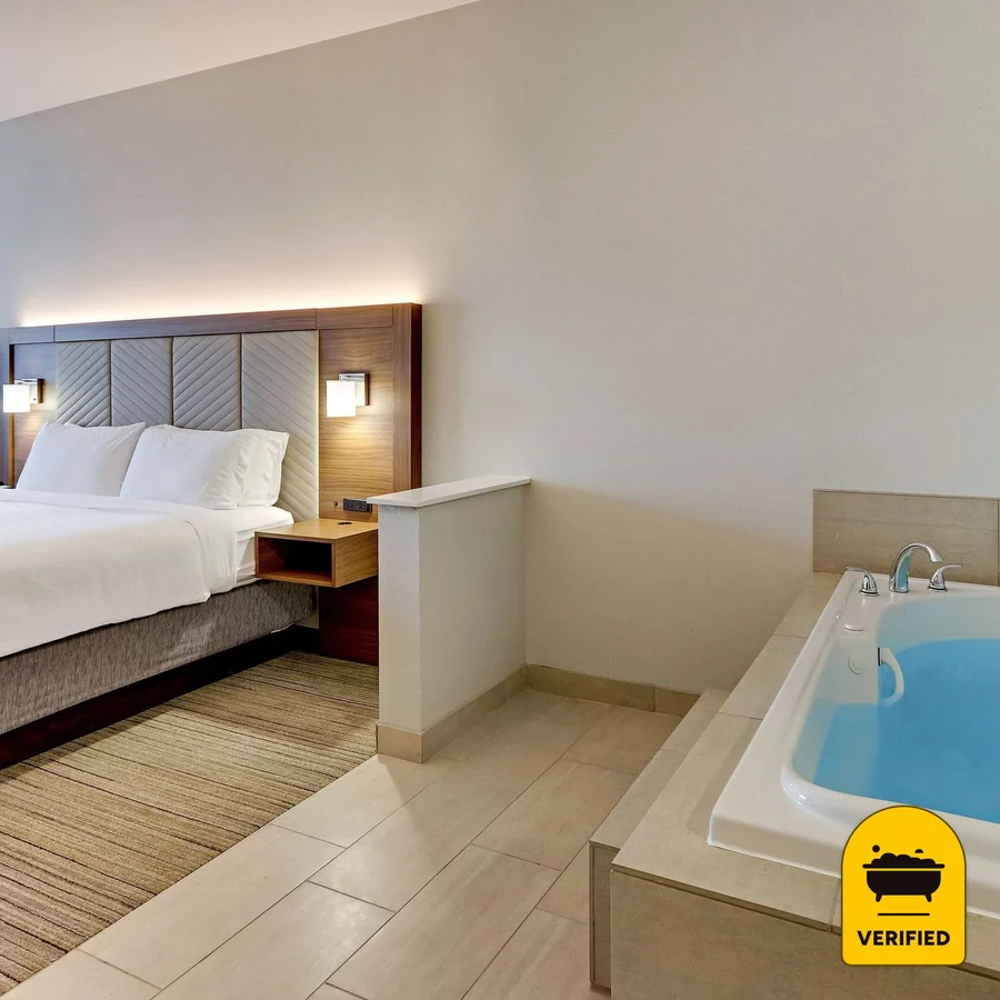 Holiday Inn Express & Suites Weatherford By IHG, the water at Weatherford