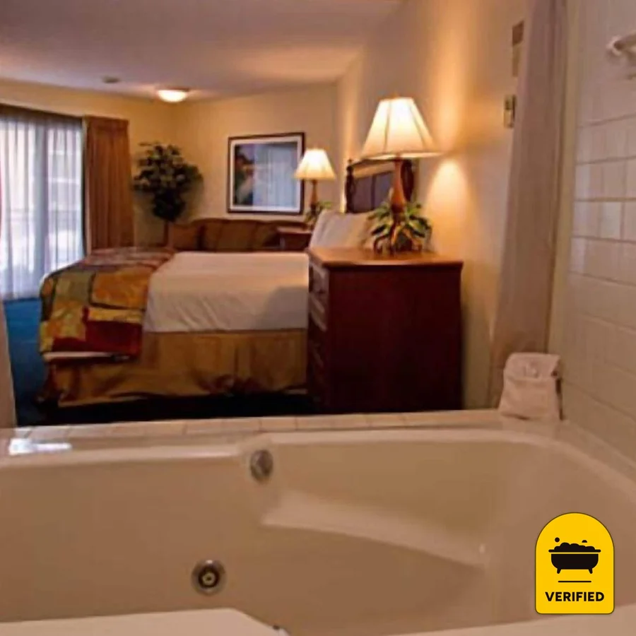 Weathervane Terrace Inn & Suites, the water at Charlevoix