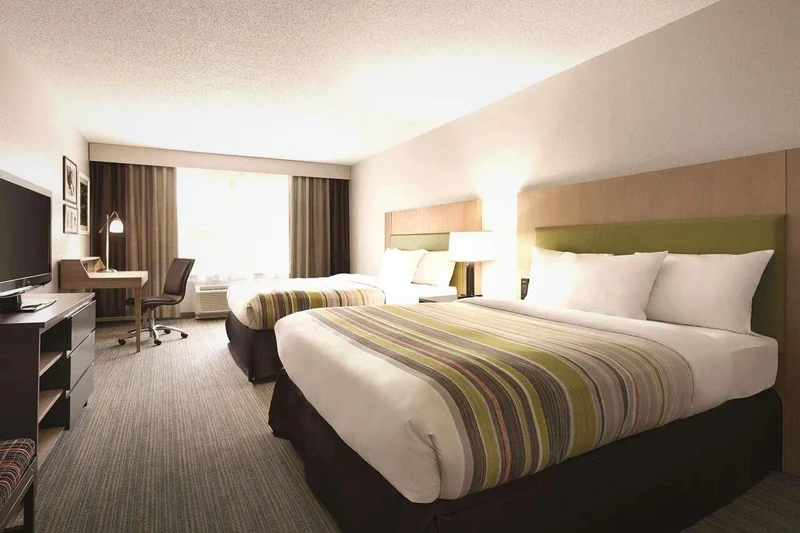 Country Inn & Suites by Radisson, Washington, D.C. East - Capitol Heights, MD - Guest Room image