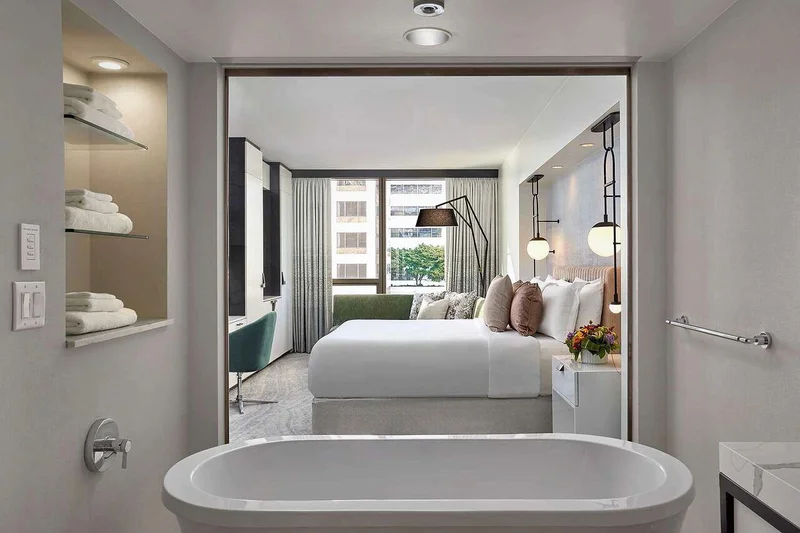 Hotel 1000, LXR Hotels & Resorts - Featured hot tub