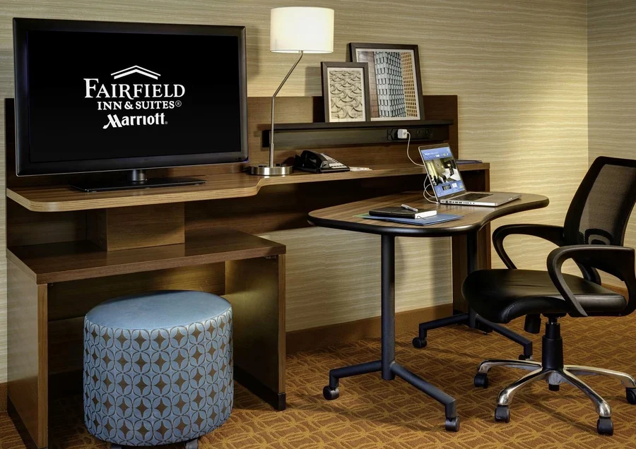 Fairfield Inn & Suites Canton South - Guest Room image