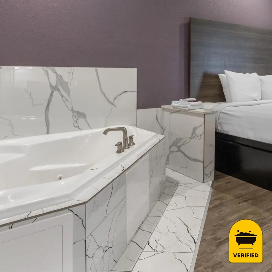 SureStay Plus By Best Western Ada: the King Spa Bath Suite in Ada, OK