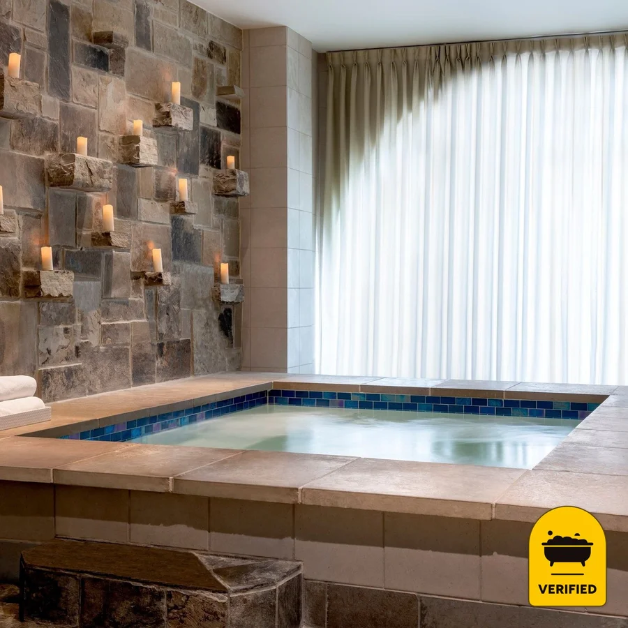 Mokara Hotel & Spa — the water