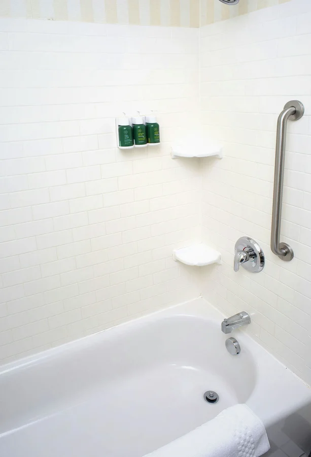 Fairfield Inn & Suites Millville Vineland - Featured hot tub