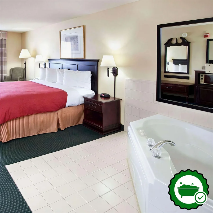 Country Inn & Suites by Radisson, Hiram, GA - Verified Jacuzzi In-Room