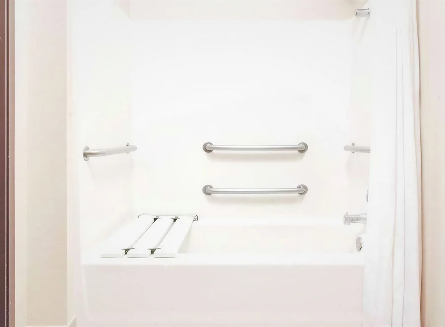 Days Inn by Wyndham Mesquite Rodeo TX - Featured hot tub