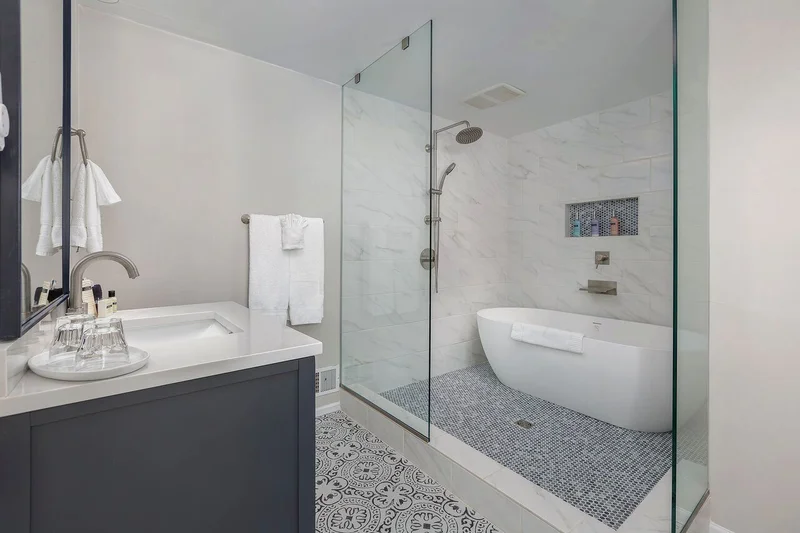 Ocean House Newport Oregon - Featured hot tub