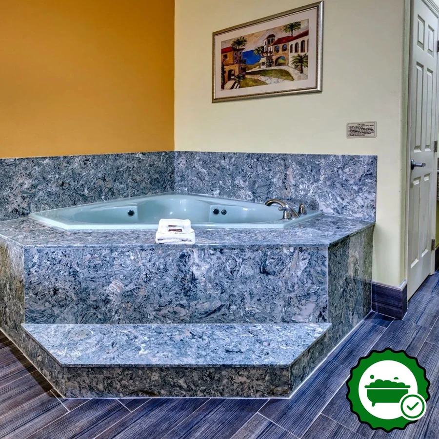 Quality Inn - Verified Jacuzzi In-Room