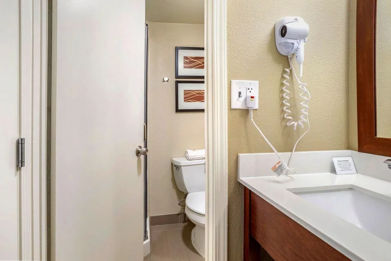Comfort Inn Sunnyvale - Silicon Valley - Featured hot tub