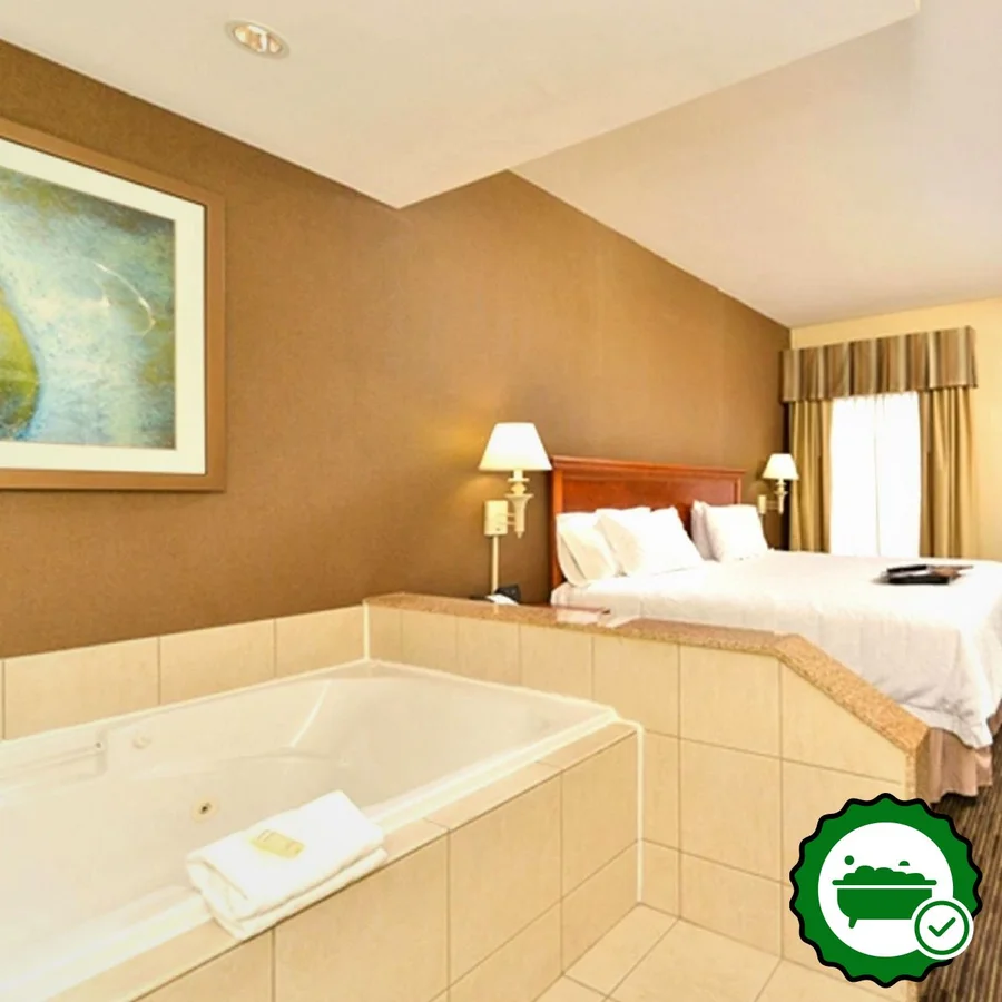 Hampton Inn Linden - Verified Jacuzzi In-Room