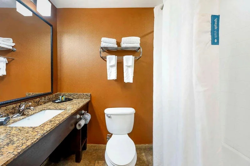 Best Western Plus Tupelo Inn & Suites - Featured hot tub