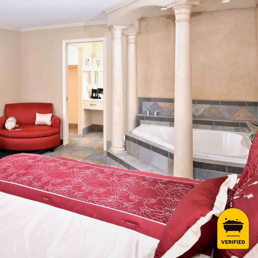 Americas Best Value Inn Lubbock E: the Queen Bed Jacuzzi Suite in Lubbock, TX