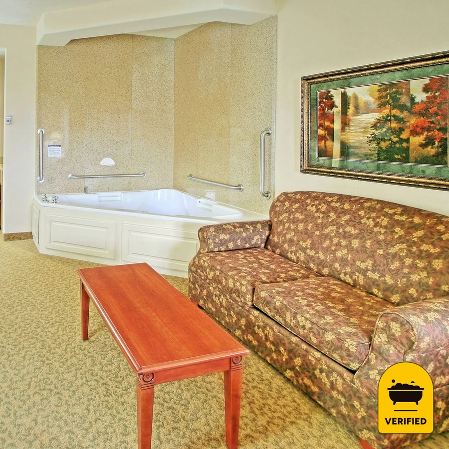 Holiday Inn Express & Suites Las Cruces By IHG, the water at Las Cruces