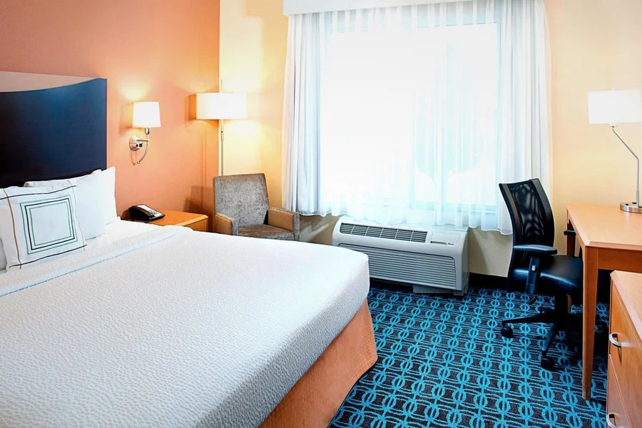 Fairfield Inn & Suites Jonesboro - Guest Room image