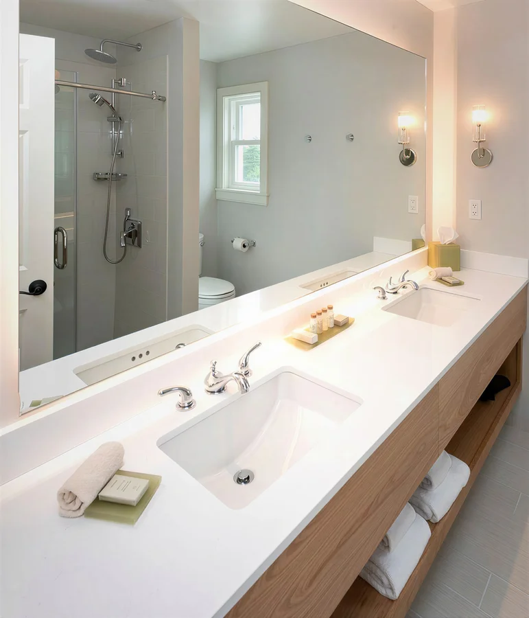 White Mountain Hotel & Resort - Featured hot tub