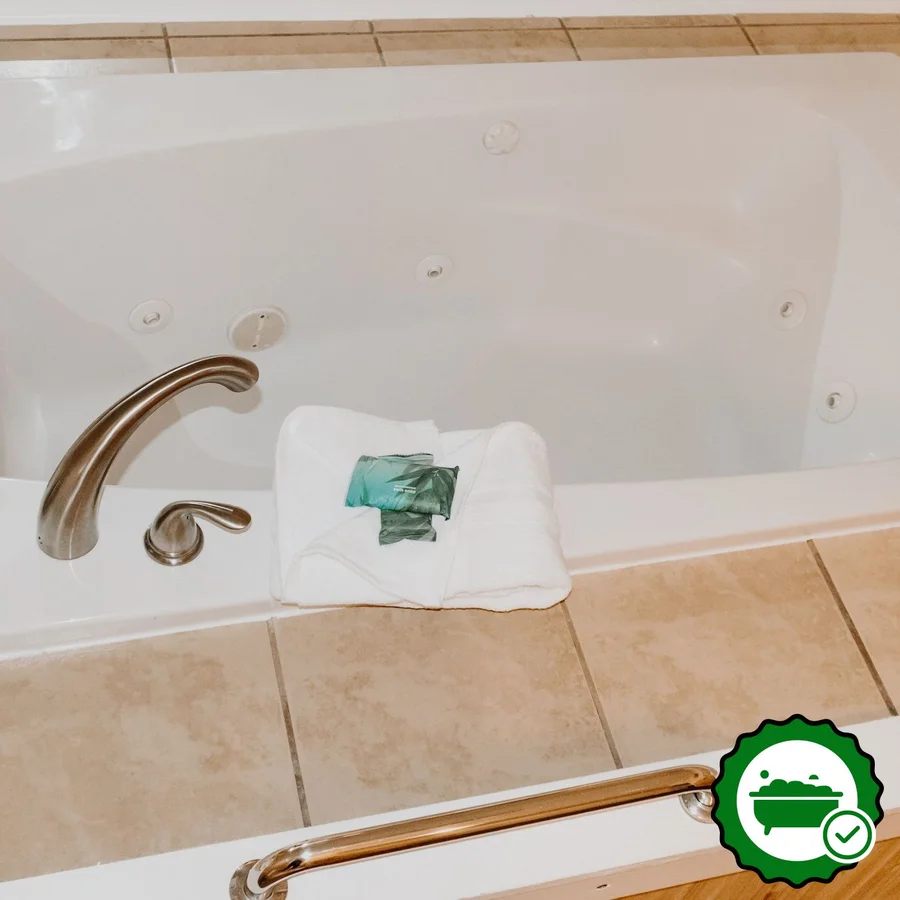 The Carriage House - Verified Jacuzzi In-Room