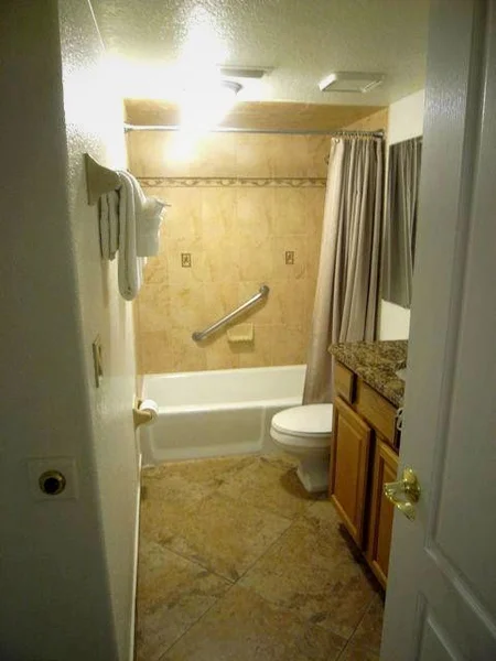 Club Sevilla - Featured hot tub