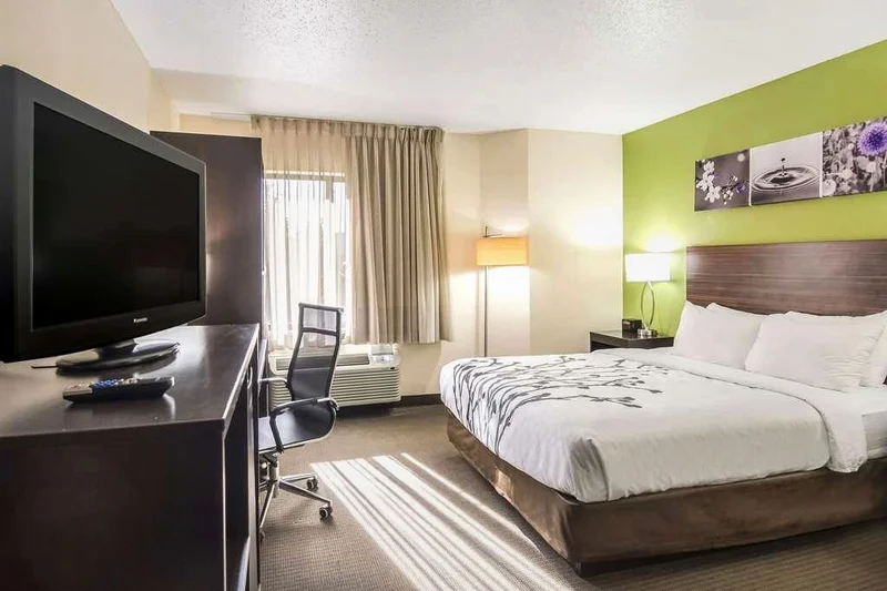 Sleep Inn Wytheville I-77 And I-81 - Guest Room image