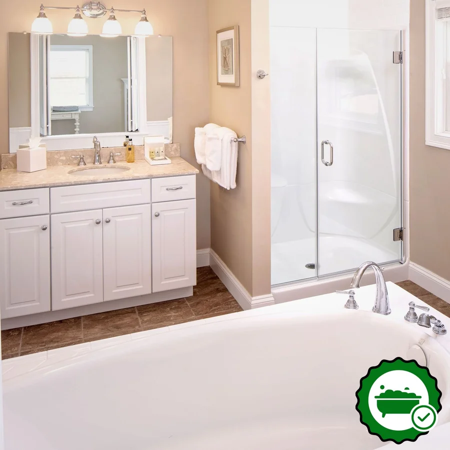 Inn at Harbor Hill Marina - Verified Jacuzzi In-Room