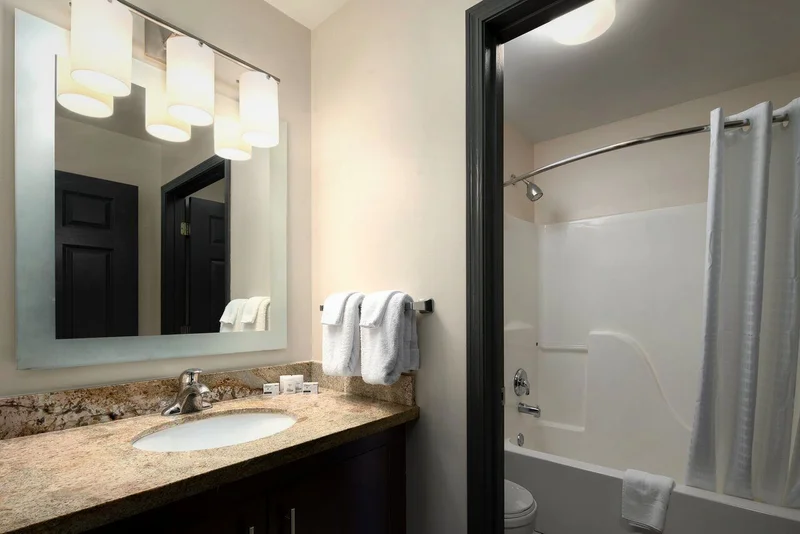 Candlewood Suites St. Louis - St. Charles, an IHG hotel - Featured hot tub