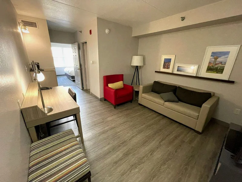 Country Inn & Suites by Radisson, Knoxville West, TN - Guest Room image