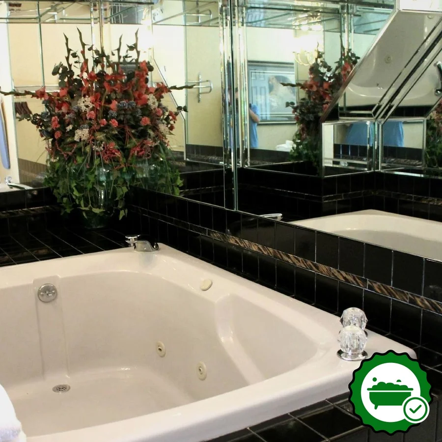 RiverGate Mountain Lodge - Verified Jacuzzi In-Room