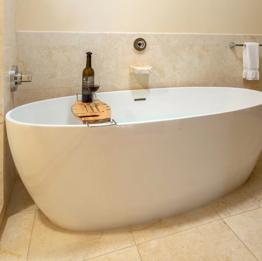 Seesaw's Lodge - Featured hot tub