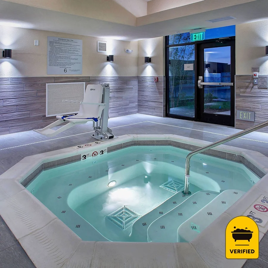 Fairfield Inn & Suites Nashville Hendersonville, the water at Hendersonville
