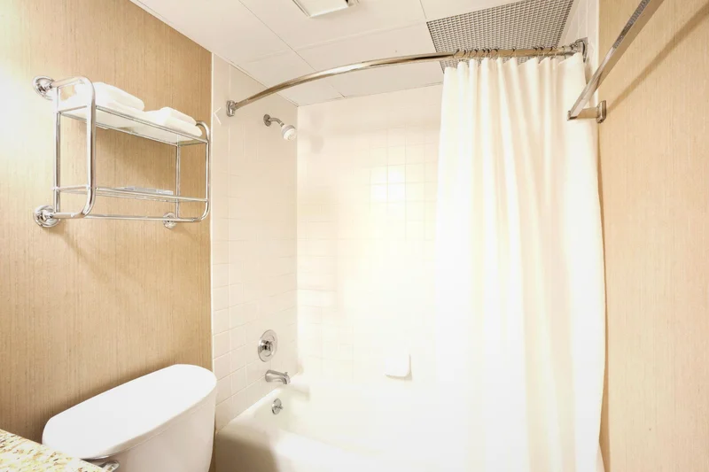 Radisson Hotel La Crosse - Featured hot tub