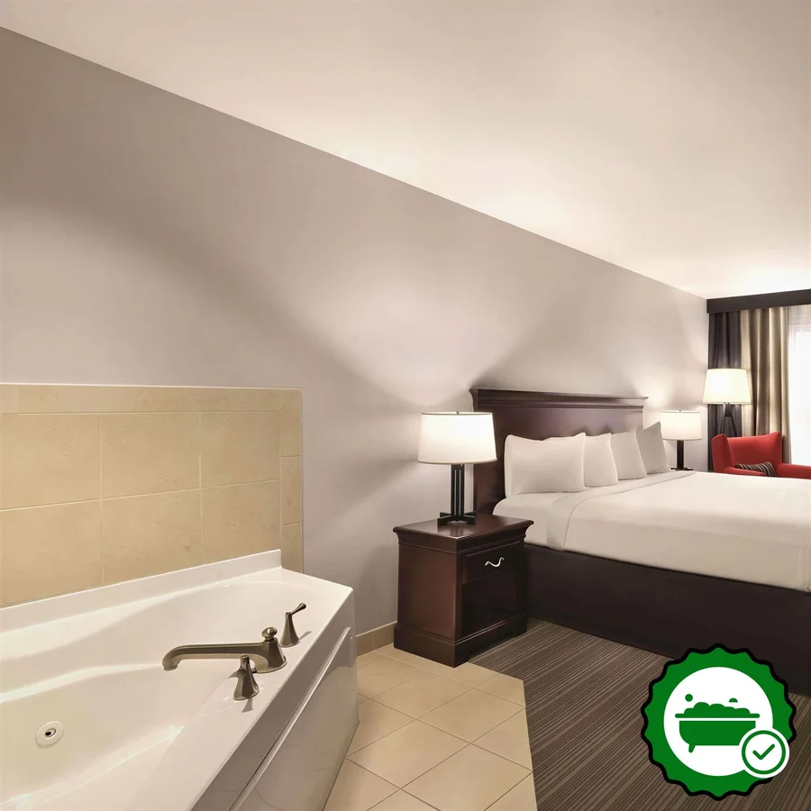 Country Inn & Suites by Radisson, Madison, AL - Verified Jacuzzi In-Room