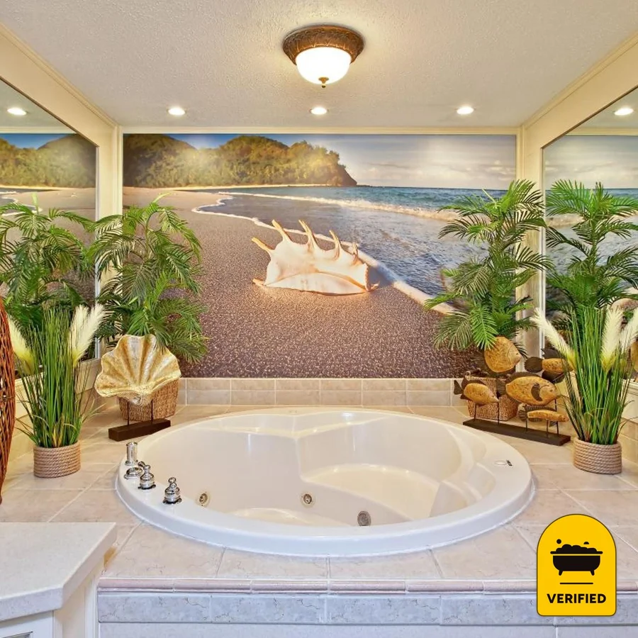 Holiday Inn Express & Suites Sharon-hermitage By IHG, the water at West Middlesex