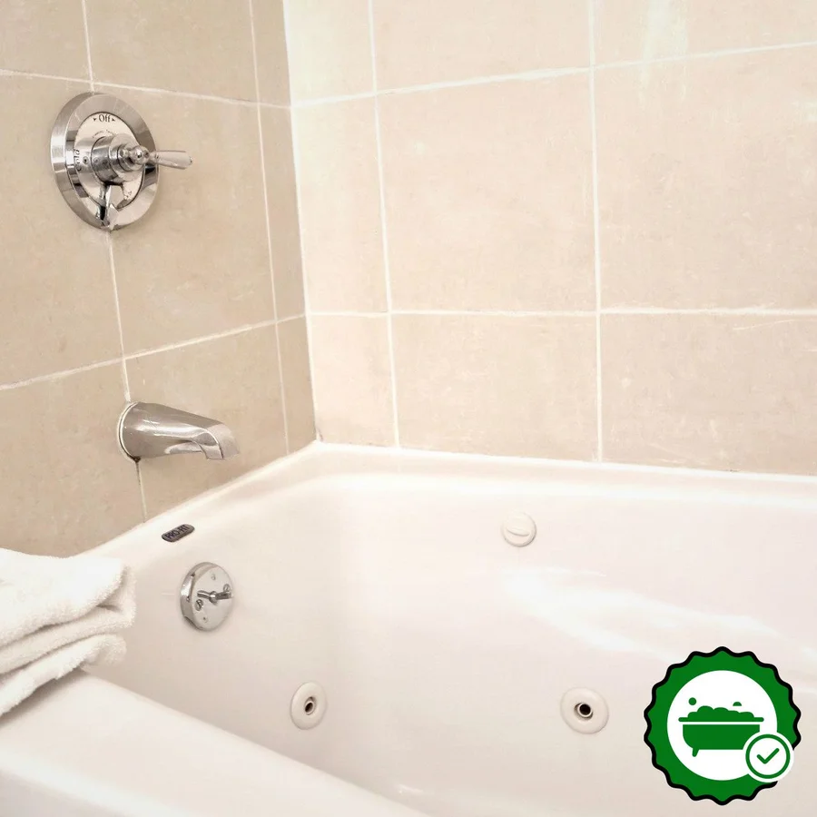 Holiday Inn Salem (I-93 At Exit 2), an IHG hotel - Verified Jacuzzi In-Room