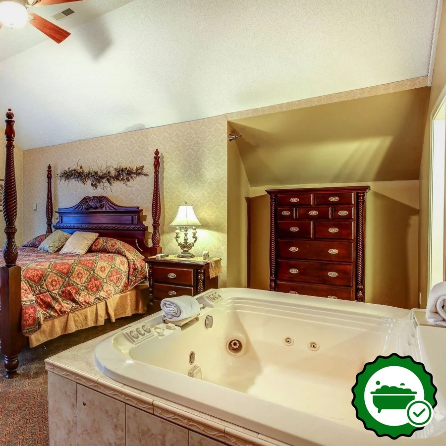 Afton House Inn - Verified Jacuzzi In-Room
