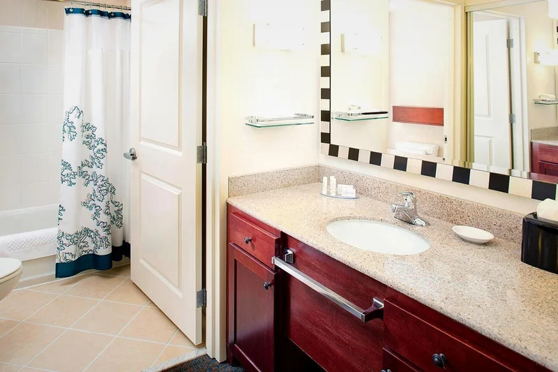 Residence Inn Roanoke Airport - Featured hot tub
