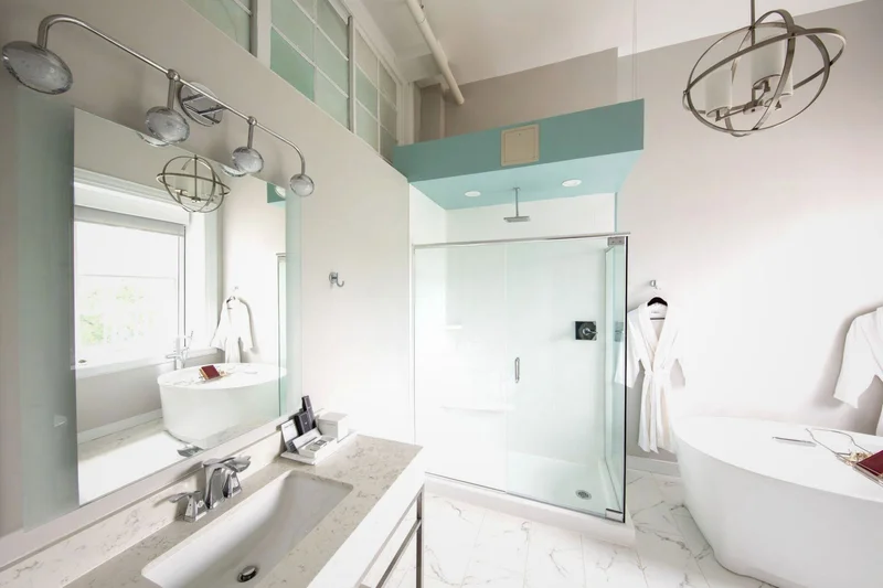 Blackburn Inn And Conference Center - Featured hot tub