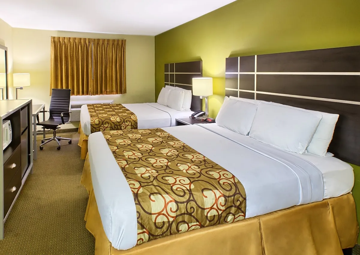 Country Hearth Inn Knightdale Raleigh - Guest Room image