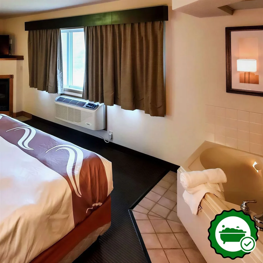 Quality Inn Atchison - Verified Jacuzzi In-Room