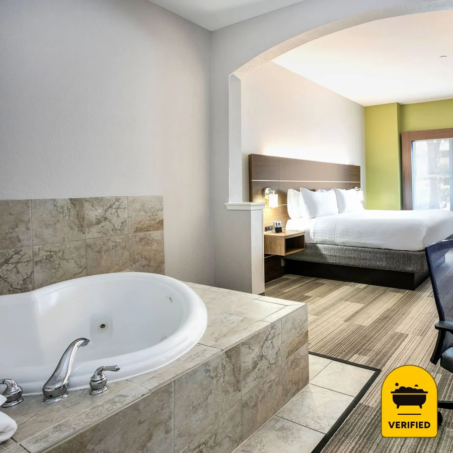 Holiday Inn Express Hotel & Suites Dallas, the water at Grand Prairie
