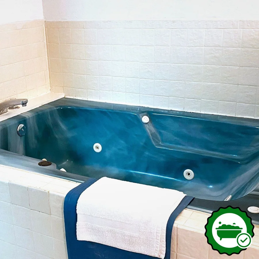 Oak Grove Inn - Verified Jacuzzi In-Room