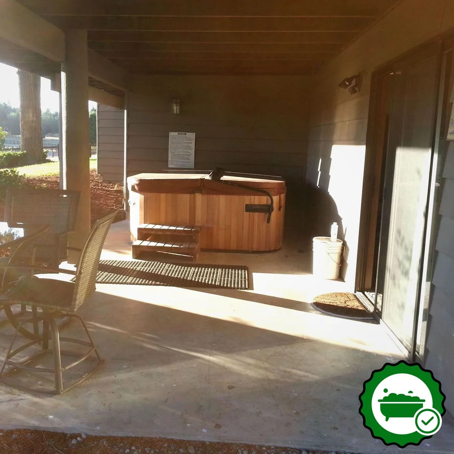 Wildwood Farm Bed and Breakfast - Verified Jacuzzi In-Room