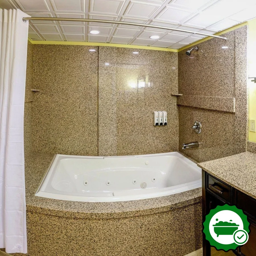 Asbury Inn & Suites - Verified Jacuzzi In-Room